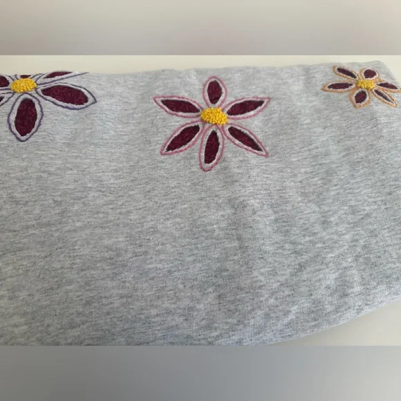 Boho Cottagecore Hand Embroidered Floral Sweatshirt One of a Kind Women’s L - Picture 9 of 10